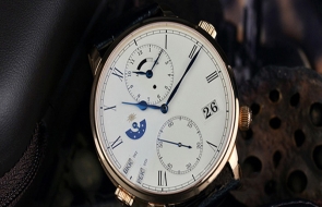 积家手表表壳生锈是什么造成的